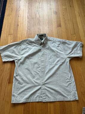 Colours by Alexander Julian Men's BeigeTwill Button-Down Short Sleeve shirt S(L)